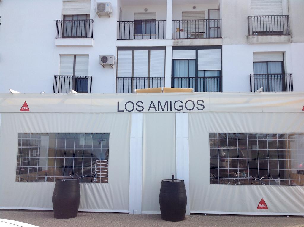 Hostal Los Amigos Olivenza Extérieur photo