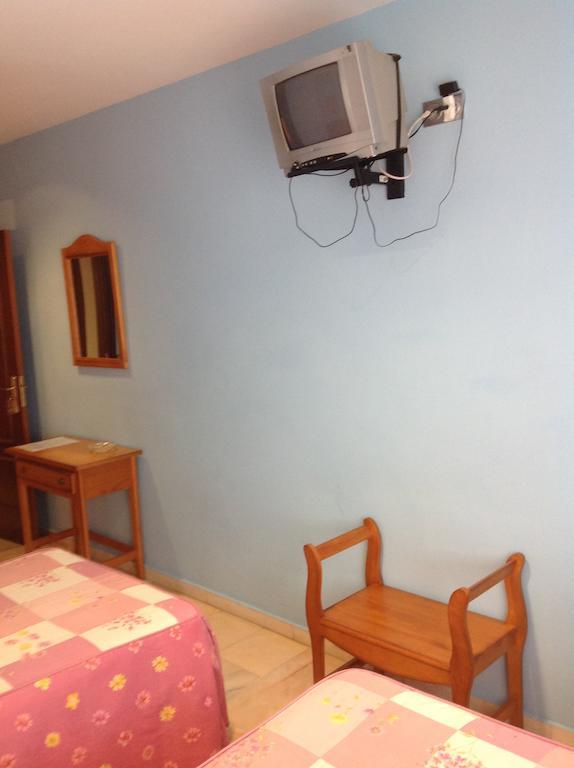 Hostal Los Amigos Olivenza Chambre photo